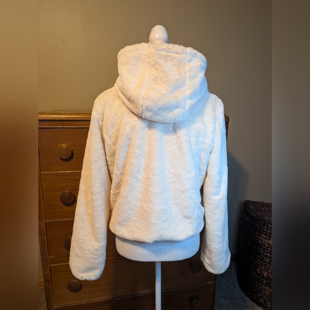 Womens NFL GREEN BAY PACKER Full Zip Logo Cream Faux Fur Jacket SZ M - Picture 9 of 14